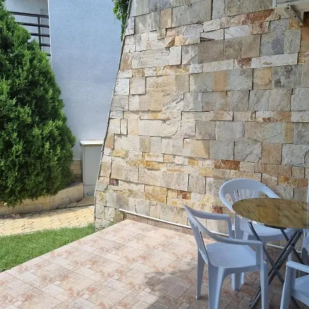 מלון דירות Diamond 4*