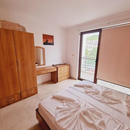 Aparthotel Diamond 4*