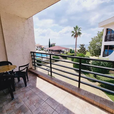 Diamond 阳光海滩