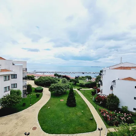Aparthotel Diamond 4*